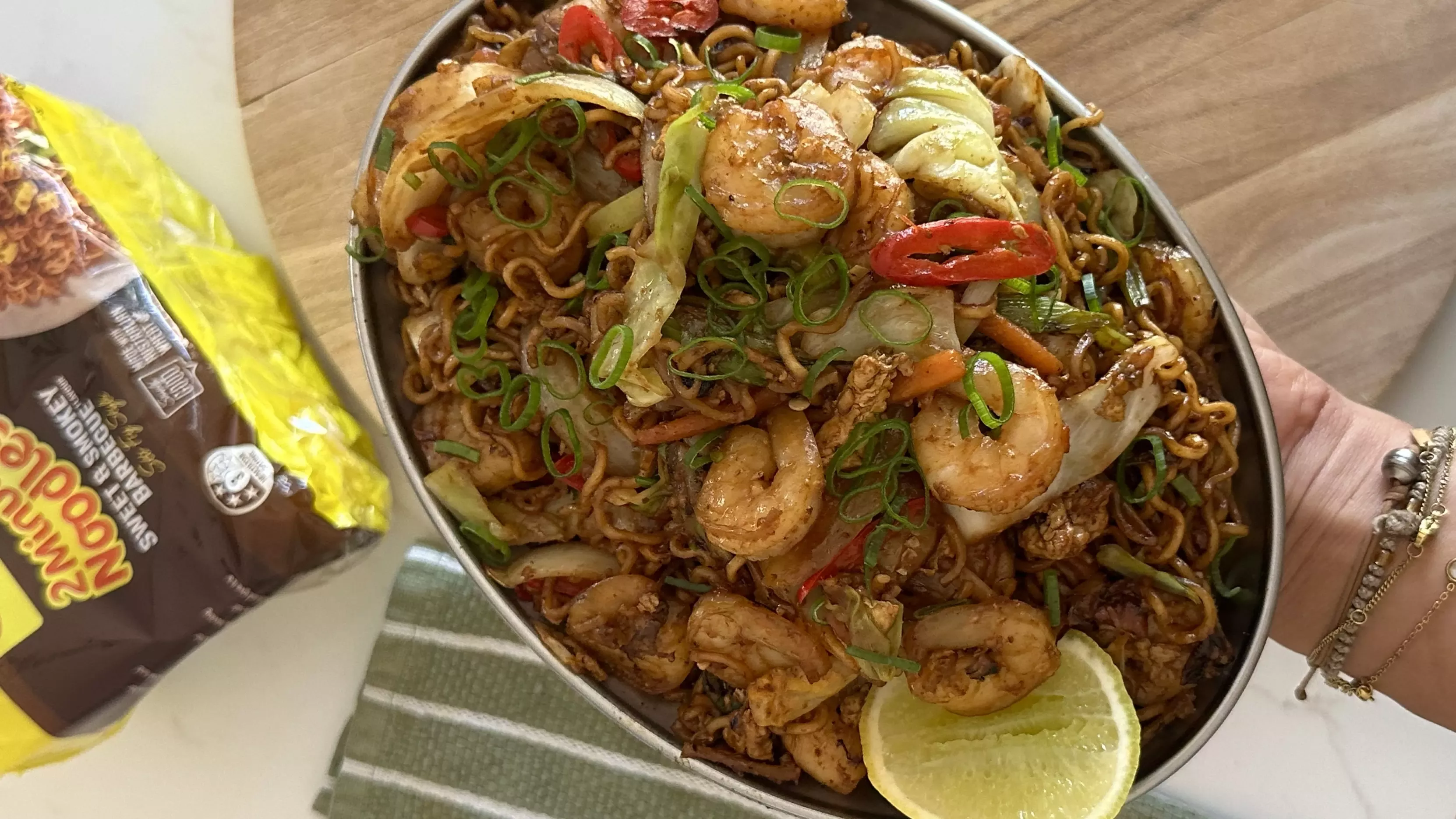 Indonesian-Style Mi Goreng by @LilEets