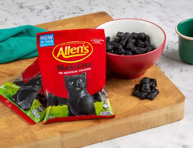 Allen's Black Cats